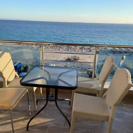 Wave N' Sea Apartments Himarë Dış mekan fotoğraf