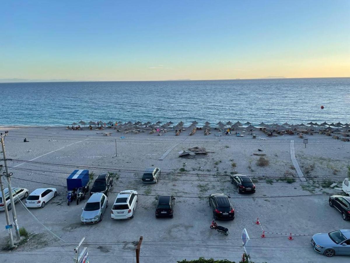 Wave N' Sea Apartments Himarë Dış mekan fotoğraf