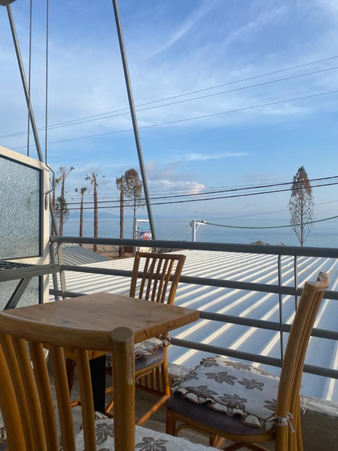 Wave N' Sea Apartments Himarë Dış mekan fotoğraf