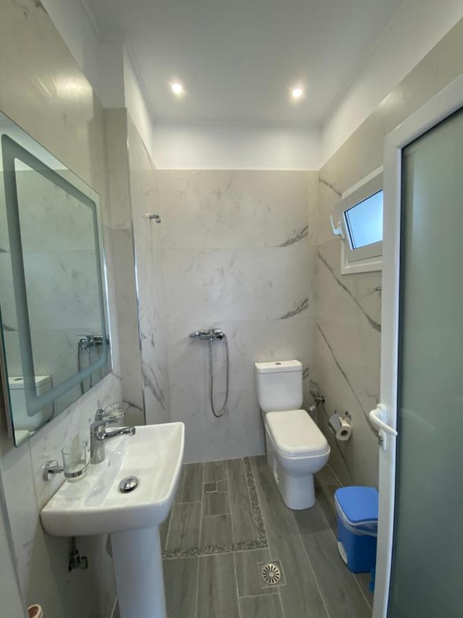 Wave N' Sea Apartments Himarë Dış mekan fotoğraf